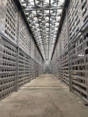 A large-scale Canadian Bitcoin mining farm utilizing optimal ASIC hosts